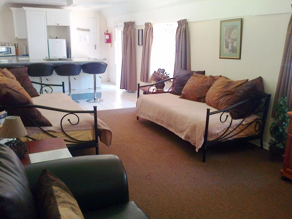 Pine Tree Lodge Midrand Rom bilde